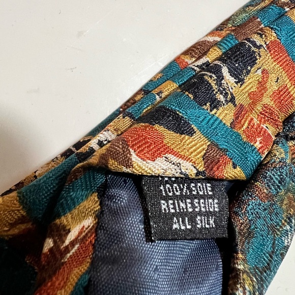 Bacharach made in Italy tie. 💯 silk. Abstract design. Unusual colors - Picture 3 of 4